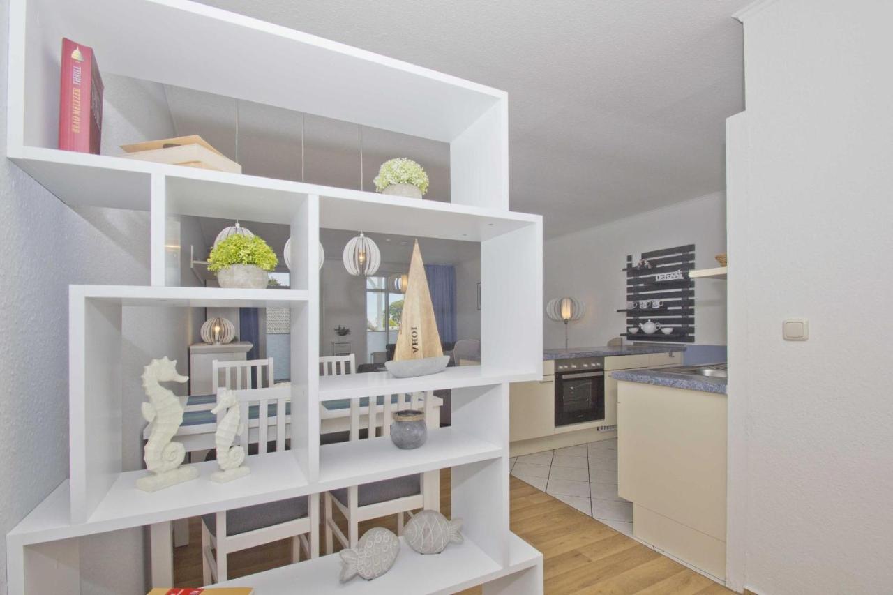 Haus Strandeck: Sellin Beachside Apartment with Ahoi Spa Access Goehren  Exterior photo